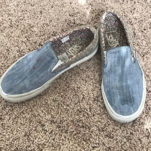 Denim & Floral Vans 🌸